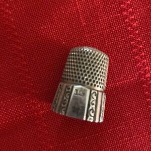 Vintage sterling silver thimble